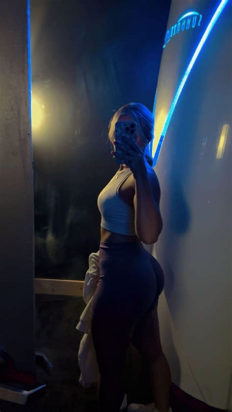 ashleyy (@ashleyy.0733) • Instagram photos and videos.